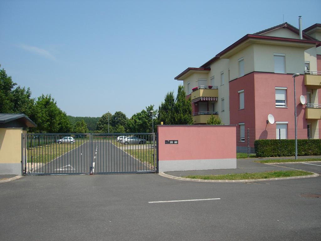 Csabai Apartman Bük Oda fotoğraf